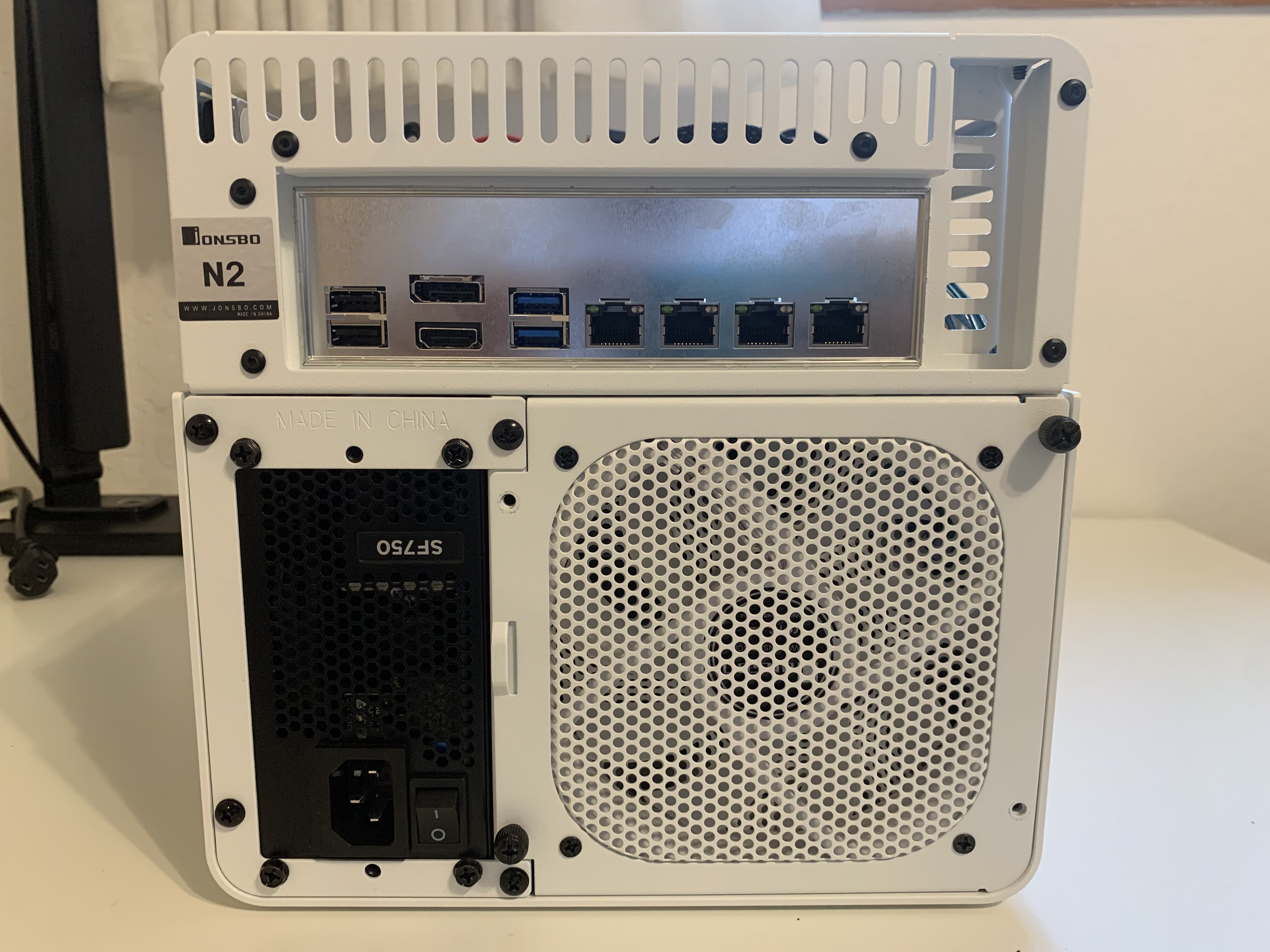 Default case fan